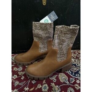 Brown Boots With Knit Top Around The Ankle. Size 9.5